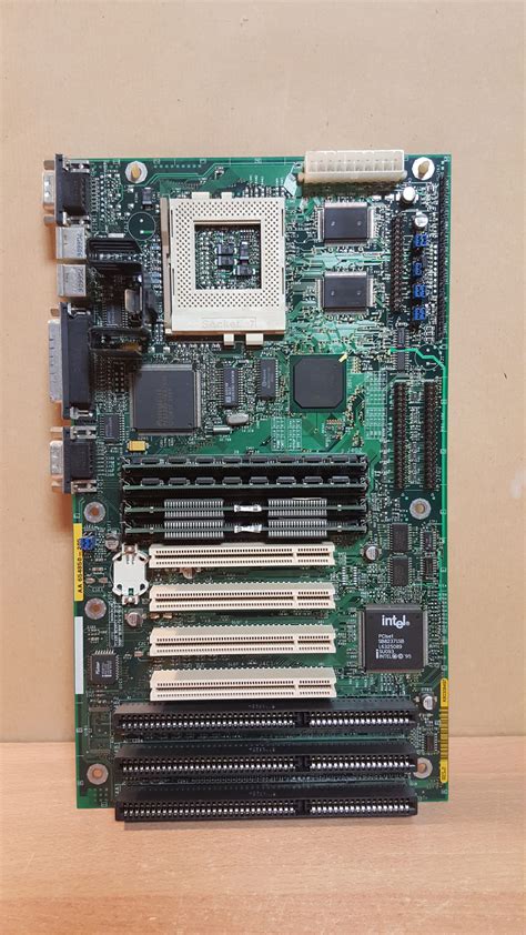 Intel Aa 654850 205 Pciset Sb82371sb Socket 7 Motherboard 4 Pci 3