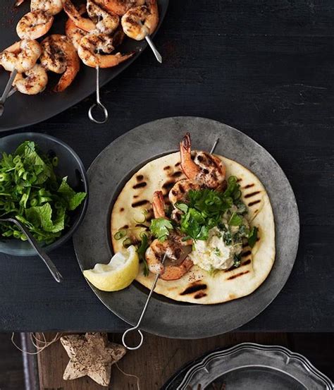 Drizzle the flatbreads with yogurt sauce, sprinkle with salt and parsley, cut into slices and serve. Middle Eastern recipes | Gourmet Traveller