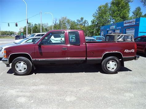 Sell Used 1995 Chev Silverado Extended Cab 4x4 No Reserve In Buffalo
