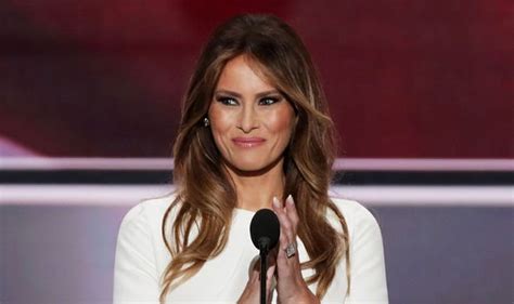 melania trump news how flotus snubbed michelle obama s offer of help world news uk