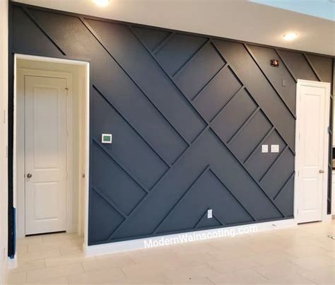 A popular decorative wall trim that manages to make any room look a little wainscoting started out in the 18th century as a wall covering used to help insulate a room and. Modern Wainscoting | Modern Wainscoting | Accent walls in ...
