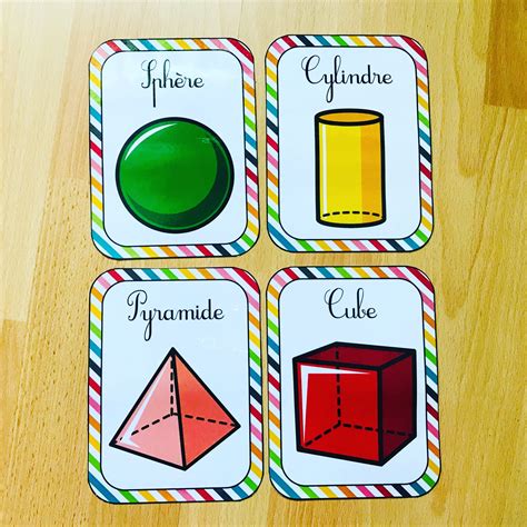 Cartes Solides Maternelle Décorations Classe De Mathématiques Jeux