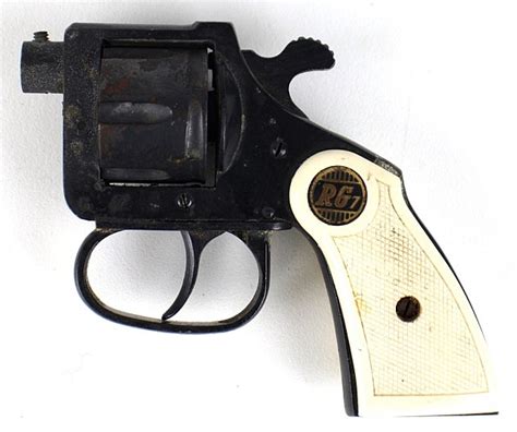 Rohm 22 Cal Model Rg7 Snub Nose Revolver