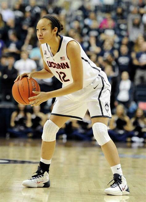 Uconn S Chong Trying To Shake Tentative Mindset Connecticut Post