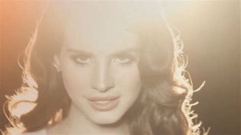 Estreno Lana Del Rey Summertime Sadness Videoclip Oficial Pilinguis Music