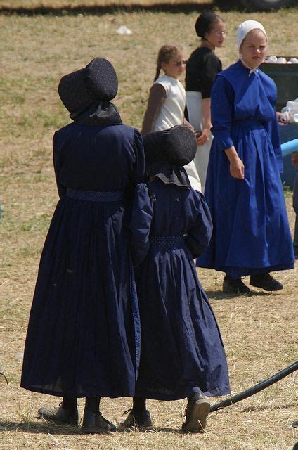 Pin By Pam 🖤 Cook On Amish Village Amish Dress Amish Clothing Amish