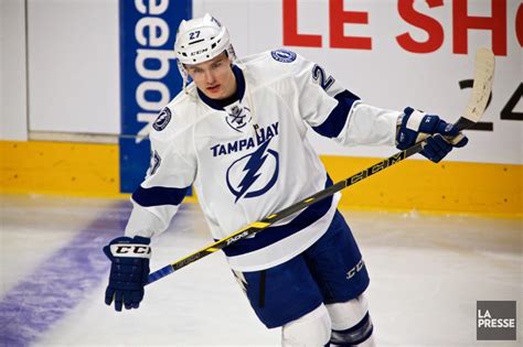 How many goals and points will he end up with by end of the season? Le Lightning lève la suspension de Jonathan Drouin