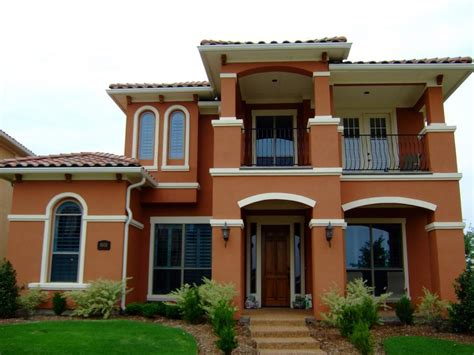 Tips On Choosing The Right Exterior Paint Colors For Florida Homes