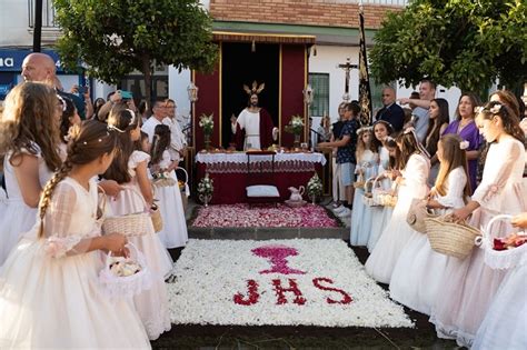 Benalm Dena Vive Con Emoci N Y Tradici N Su Festividad Del Corpus