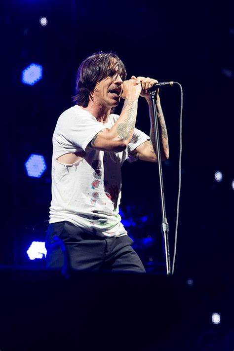 Anthony Kiedis Red Hot Chili Peppers Singer Rushed To Hospital Before