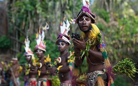 Papua New Guinea Razeenaeivie