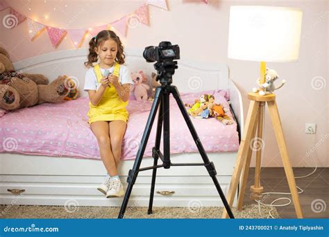 Little Girl Has Her Own Video Blog Stock Image Image Of Internet