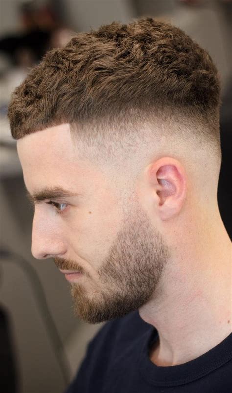 25 Popular Short Hairstyles For Men Will Surely Make Your Hearts Racing
