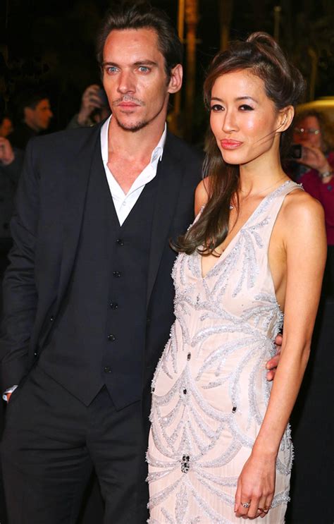 Jonathan Rhys Meyers And Mara Lane From The Big Picture Todays Hot
