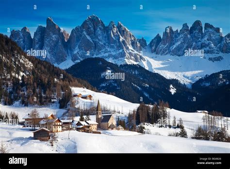 St Magdalena Village Geisler Spitzen 3060m Val Di Funes Dolomites