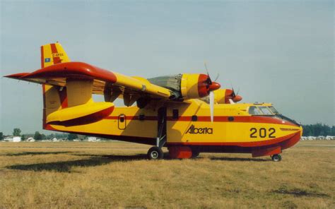 Helena bergström, pernilla august, reine brynolfsson aka(s): UK Airshow Review Forums • Conair Fire bombers Sept.2001