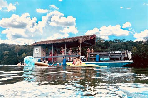 Best Lake Austin Party Barges Go Big Or Go Home Party Boats