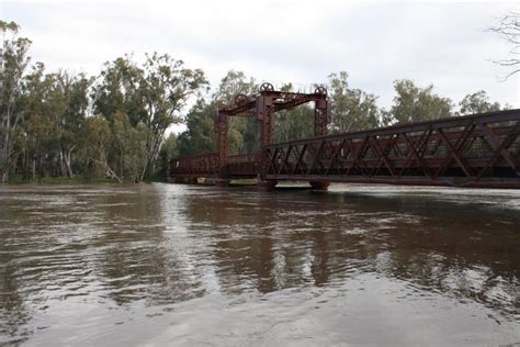 The murray river, australia's longest river, is an allogenic or exotic stream, rising in an area of high precipitation in the same section of the river the 1956 flood reached a height of 6.86 m. GC2GQAQ Murray River Floods 2010 (Unknown Cache) in New ...