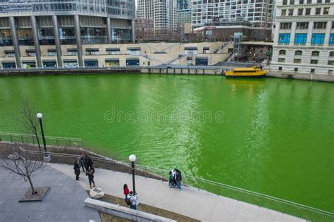 Chicago River Dyed Green Editorial Photo Image Of Annual 31560216