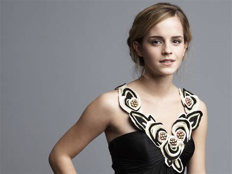 Emma Watson British Academy Awards 2009 Wallpapers Hd Wallpapers Id