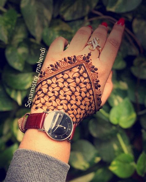 Pin By Moona On Henna Engagement Mehndi Designs Henna Designs Hand
