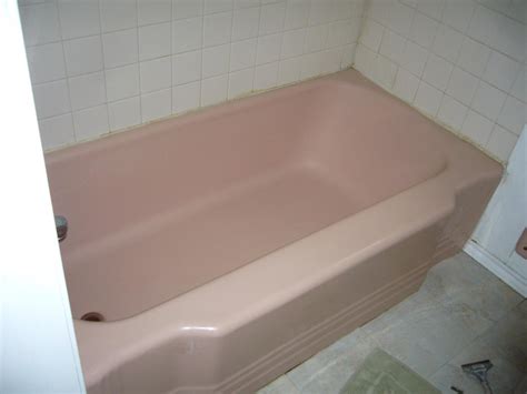Apply color to an object using techniques that create a realistic color match and that bring the object to life. Ace Resurfacing - Tub and Shower Photos