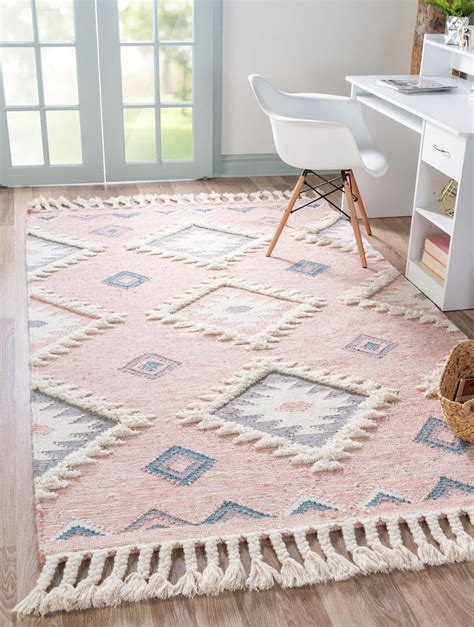 21 Eclectic Bohemian Rugs For Boho Chic Style