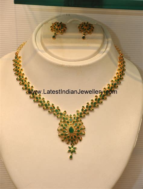 Beautiful Designer Indian Emerald Necklace