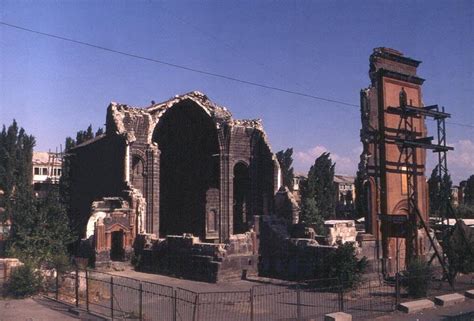 Землетрясение вывело из строя около 40% промышленного потенциала армении. Спитакское землетрясение — Википедия
