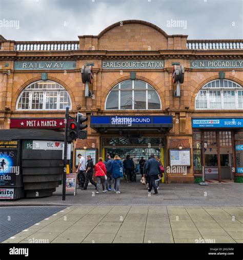 Earls Court Underground Station In Zone 1 London Stock Photo Alamy