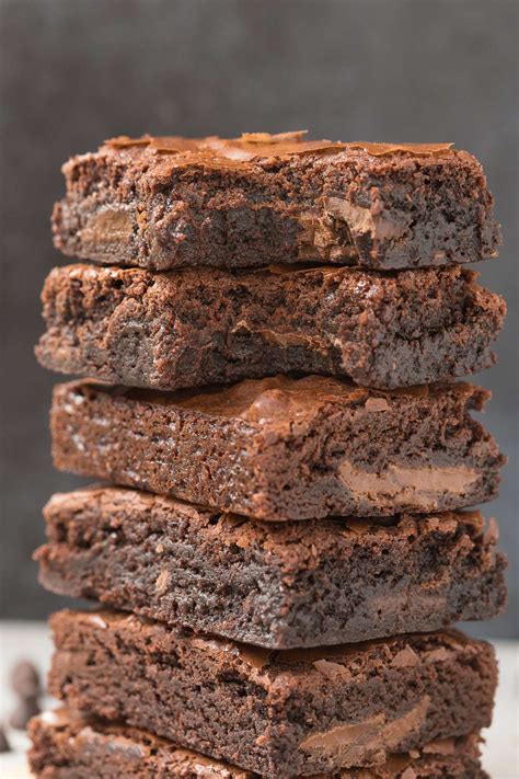Don't skip your favorite meals because you don't eat dairy. Flourless Keto Brownies (Paleo, Vegan, Nut Free)