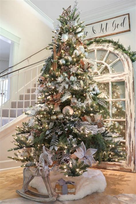 How To Choose The Best Artificial Christmas Tree Dazzle Decor
