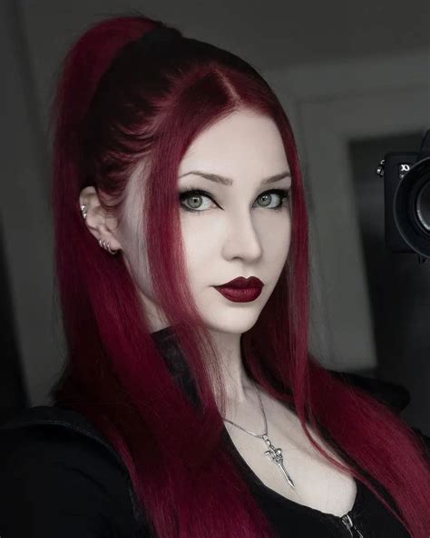 Anastasia E G On Instagram 👤 Anydeath Selfie Redhead Gothic Long Hair Styles Red Hair