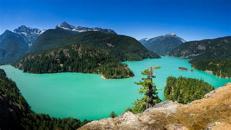 Diablo Lake In North Cascades National Park Washington Usa Windows
