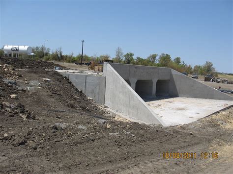 Wing And Head Walls On Box Culvert City Of Georgetown Texas Flickr