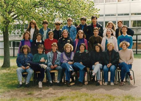 Photo De Classe Tg2a De 1991 Lycée Polyvalent Georges Colomb Copains