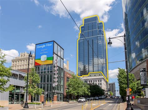 1200 Main St, Kansas City, MO 64105 - One Kansas City Place | LoopNet