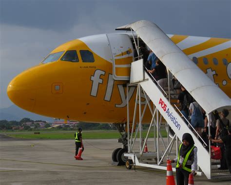 How many flights per day are there on this route? Avis du vol Scoot Ipoh → Singapore en Economique