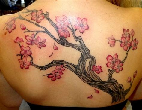 51 Insanely Gorgeous Tree Tattoos On Back