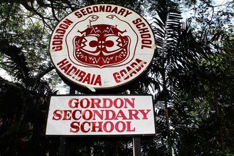 Gordon Secondary School National Capital District 675 325 6402
