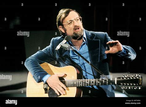 Roger Whittaker Singer High Resolution Stock Photography And Images Alamy