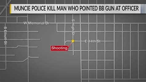 Muncie Police Fatally Shoot Man Youtube