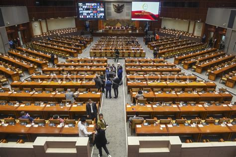 RAPAT PARIPURNA DPR ANTARA Foto