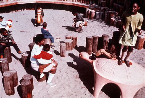 Fileseattle Children Playing At Spruce Street Mini Park Circa 1970