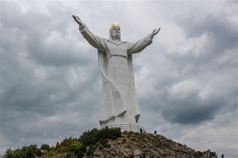 5 Must See Jesus Statues Around The World Photos The Rickey Smiley