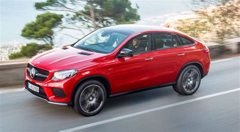 Mercedes targets the us and china with its fast backed suv, also set to go on sale in the uk this year. Mercedes GLE Coupe (2015): first official pictures of Merc ...