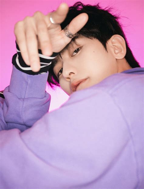 黄明昊, born february 19, 2002), known professionally as justin, is a chinese singer, dancer, rapper, actor and host. Pin by Cathy Phan on Nine percent 9% - Idol Producer China ...