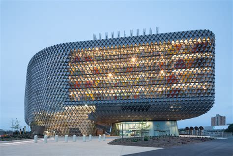 Behind The Building Adelaides Sahmri Laboratory By Woods Bagot