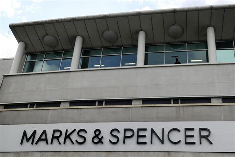 Uk Retailer Marks And Spencer Cuts 7000 Jobs Due To Pandemic