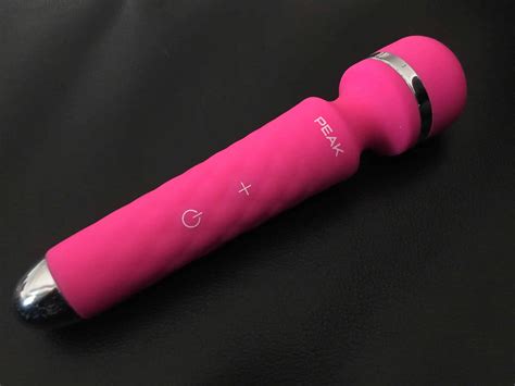 Review Peak Wand Massager — Formidable Femme